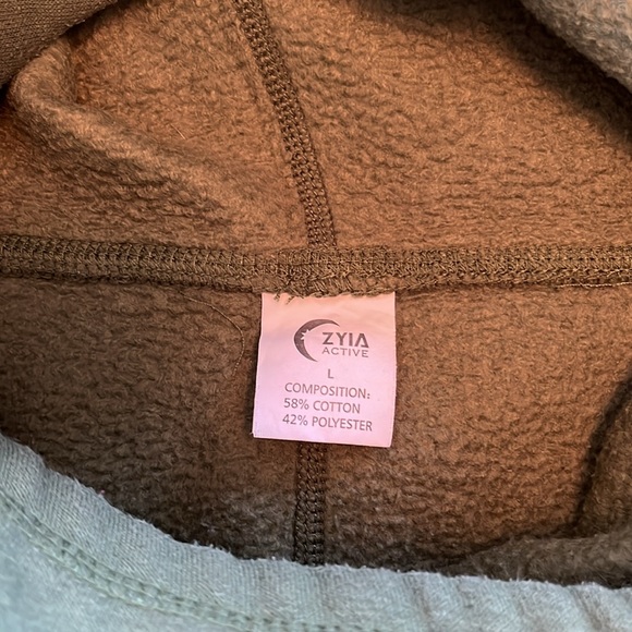 ZYIA green cowl neck hoodie - Picture 6 of 6